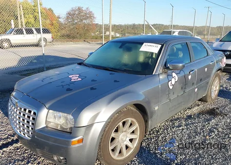2006 Chrysler 300C из США, поврежденный, VIN 2C3KA63H16H194668